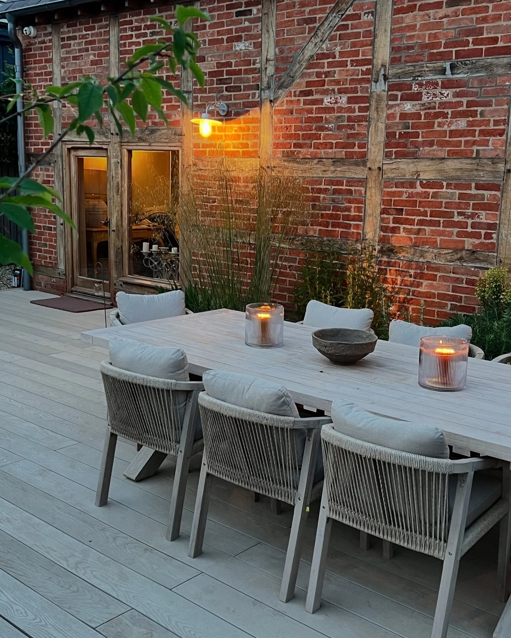 Bộ bàn ghế sân vườn nhôm đúc sơn tĩnh điện chống rỉ sét