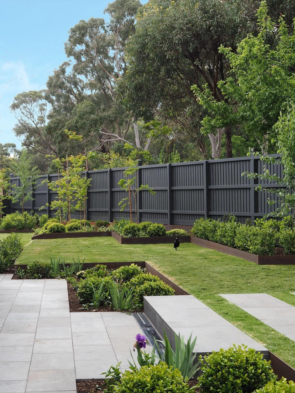 Cây bóng mát biệt thự nâng tầm đẳng cấp không gian sống