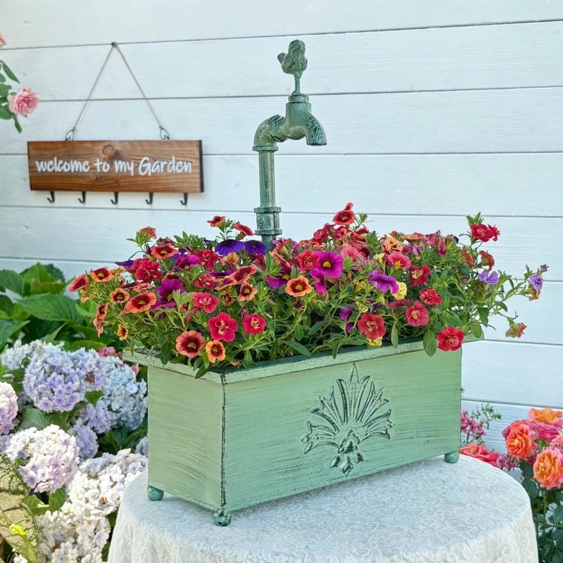 Chậu hoa hiện đại phù hợp không gian mới