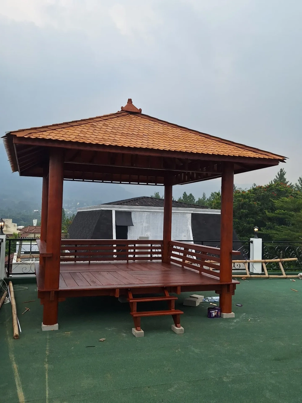 Thiết kế chòi nghỉ sân vườn bằng sắt sơn tĩnh điện bền màu