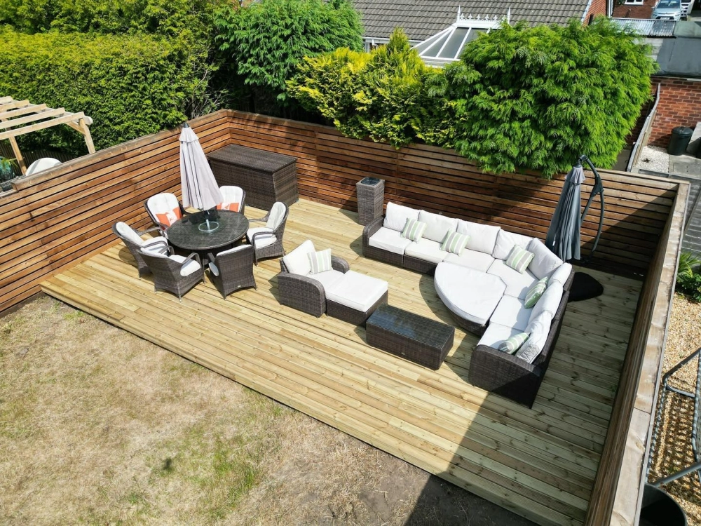 Thi công sàn gỗ sân vườn sân thượng cho căn hộ chung cư cao cấp