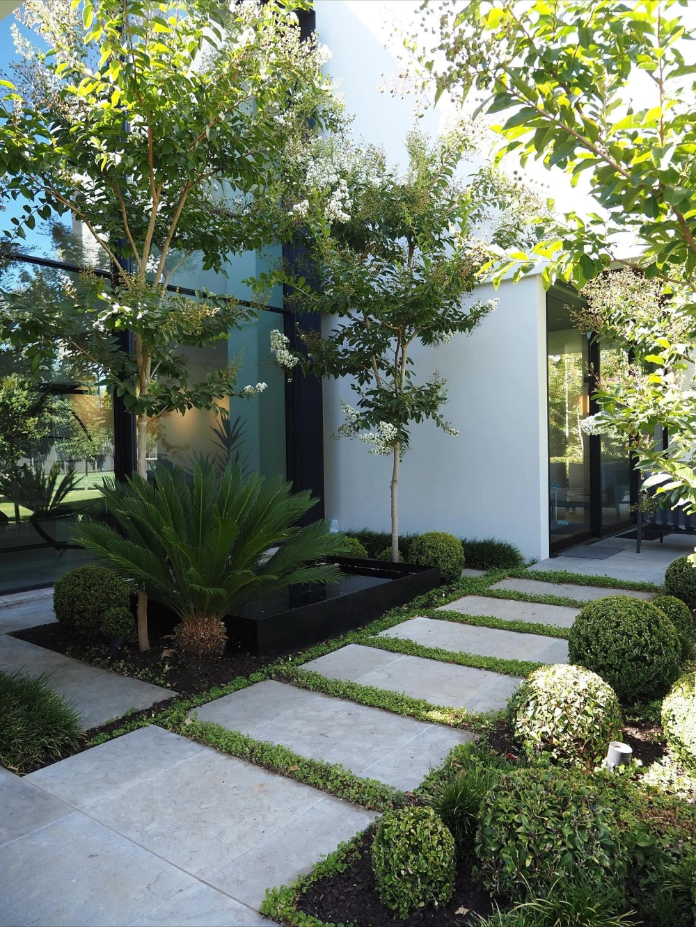 Báo giá thi công sân vườn trọn gói cho biệt thự và nhà phố