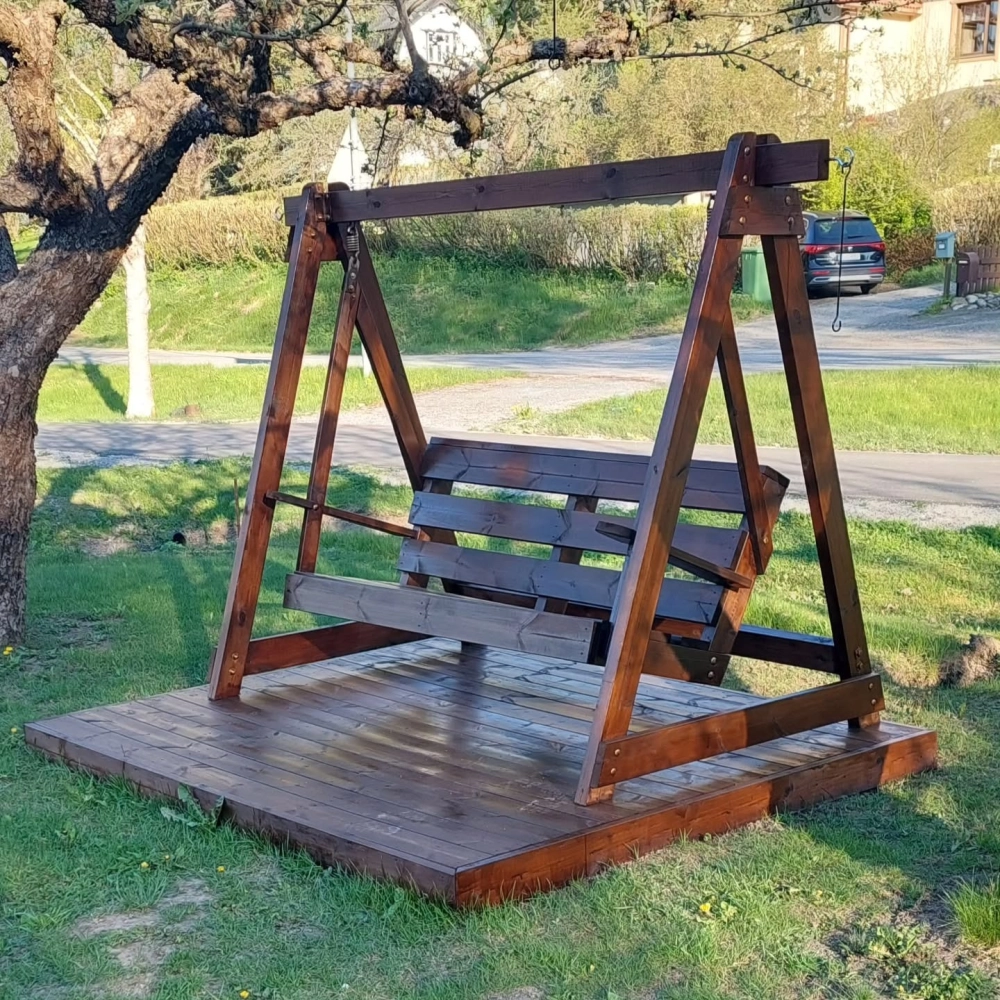 Mẫu xích đu sân vườn vintage hoài cổ và sang trọng