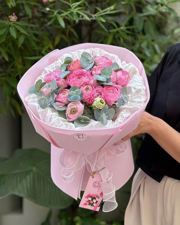 Bó Hoa Mao Lương hồng dịu ngọt với cánh hoa mềm mịn, gợi cảm giác tinh tế và nữ tính