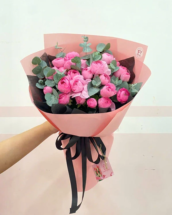 Bó Hoa Mao Lương hồng mang sắc thái hoài niệm với cách phối màu ấm và mềm