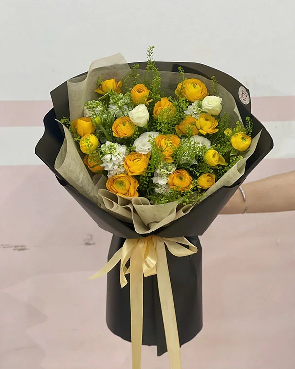Bó Hoa Mao Lương phối sắc tươi sáng mang tinh thần mới mẻ, hiện đại và tràn đầy năng lượng