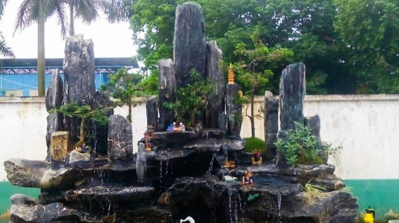 Các lưu ý khi xây hòn non bộ cần tránh để bố cục không rối và đảm bảo phong thủy