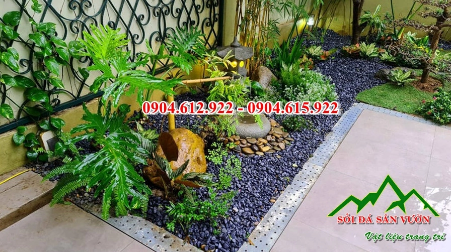 Cách rải sỏi sân vườn thành lớp đều đẹp quanh khu vực tiểu cảnh