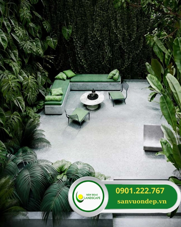 Sân vườn hài hòa với cây xanh, lối đi và bố cục cảnh quan cân bằng