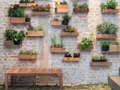 Trang trí sân vườn bằng gỗ pallet đẹp mê ly
